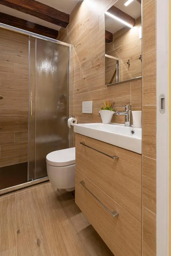 בית הארחה Deluxe Double Room In Venice Centre איטליה