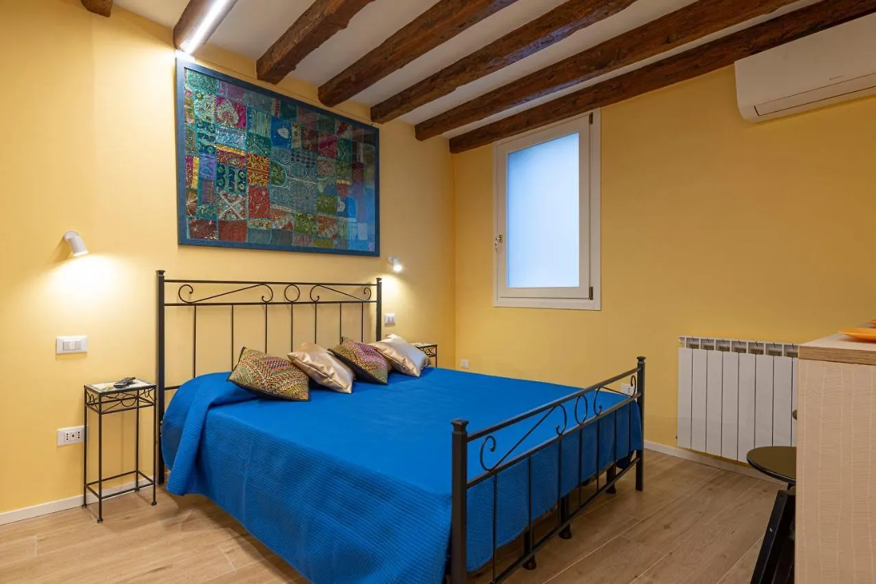 Deluxe Double Room In Venice Centre בית הארחה
